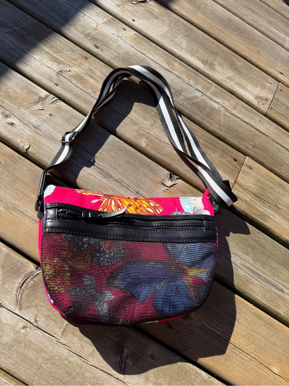 Spirit by KG&B Butterfly Floral Crossbody Bag - Picture 10 of 11